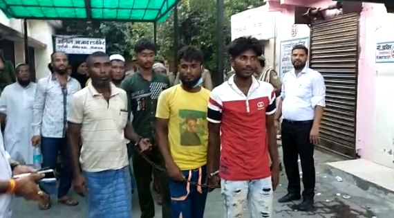ATS ने यूपी के कई जिलों से 74 रोहिंग्या को किया गिरफ्तार, हापुड़ से पकड़े गए रोहिंग्याओ को रिमांड पर भेजा गया