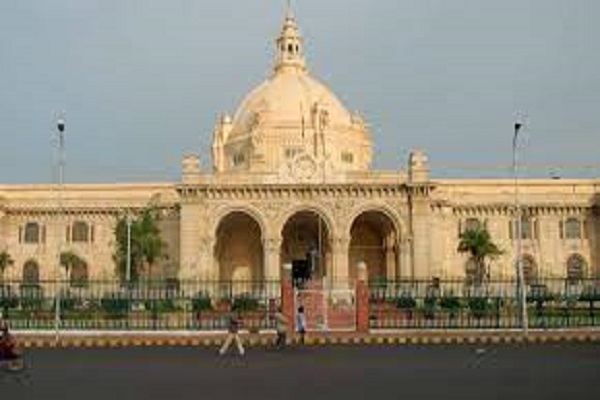 Lucknow News: सदन में विधायक नहीं ला सकेंगे मोबाइल, झंडे और बैनर, नई नियमावली पेश