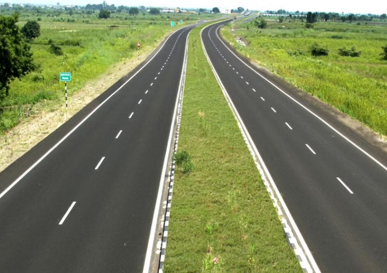 Under construction Green Field Expressway connecting Purvanchal Expressway will become a means of prosperity for Ballia