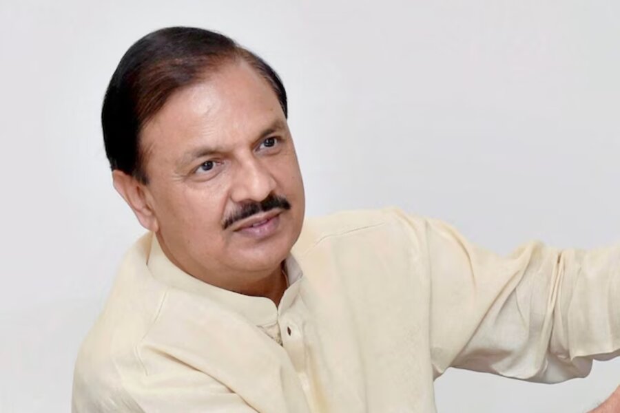 BJP expressed confidence in Mahesh Sharma for the fourth time and gave him Noida ticket