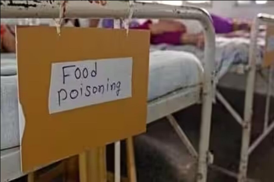 Student Sick after eating Hostel food: खराब खाना देने से 100 छात्र बिमार, विभिन्न अस्पतालों में चल रहा इलाज