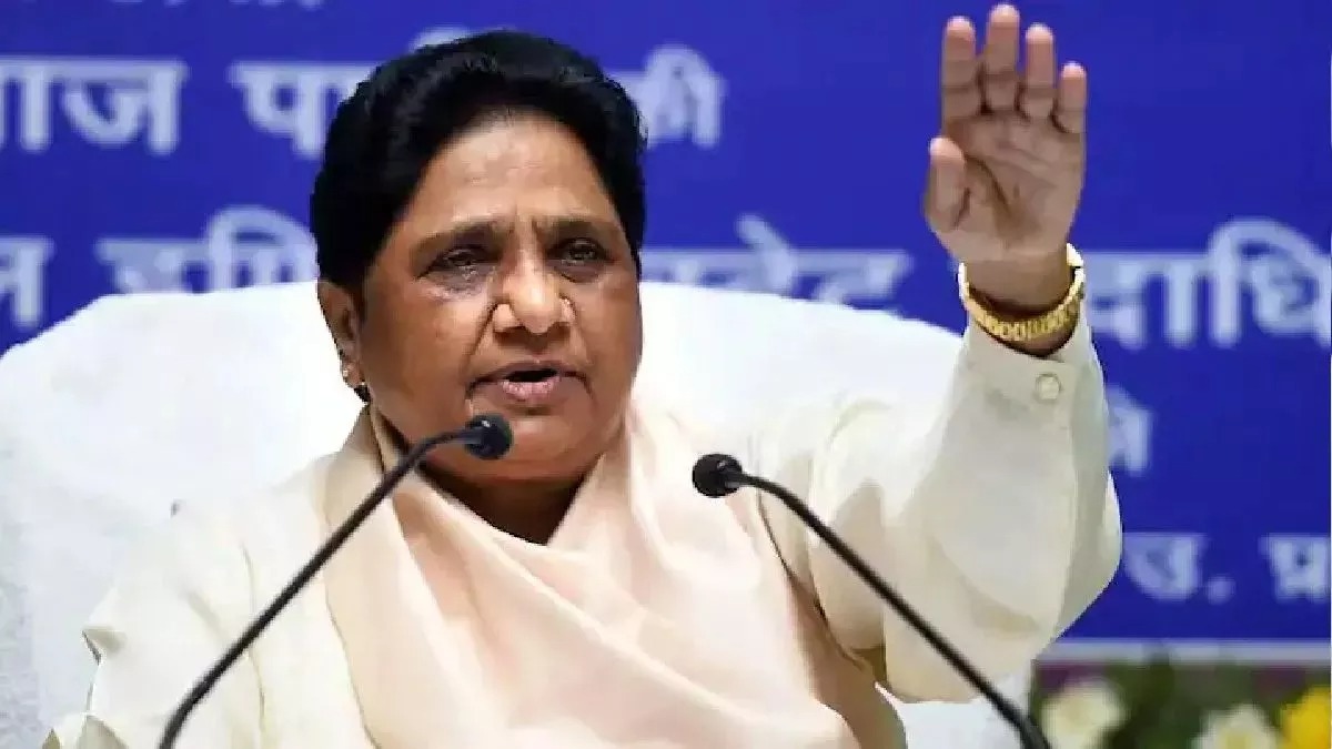 Lok -Sabha poll 2024 : BSP New Poll Gimmic as Mayawati startles detractors with her decisions