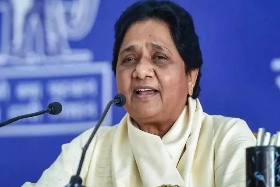 Mayawati taunted BJP from Aligarh and said that the government is with the support of Dhanna Seth
