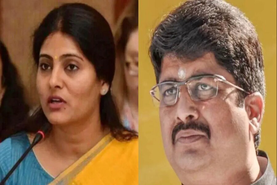 Raja Bhaiya announced to support SP, decision taken after Anupriya's statement