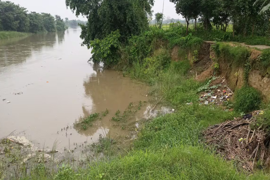 Yogi government's efforts paid off, Chhoti Gandak river revived again