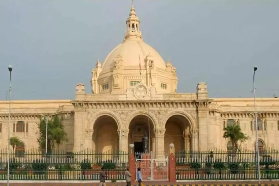 13 newly elected MLCs will take oath in UP today, voting was held on March 21