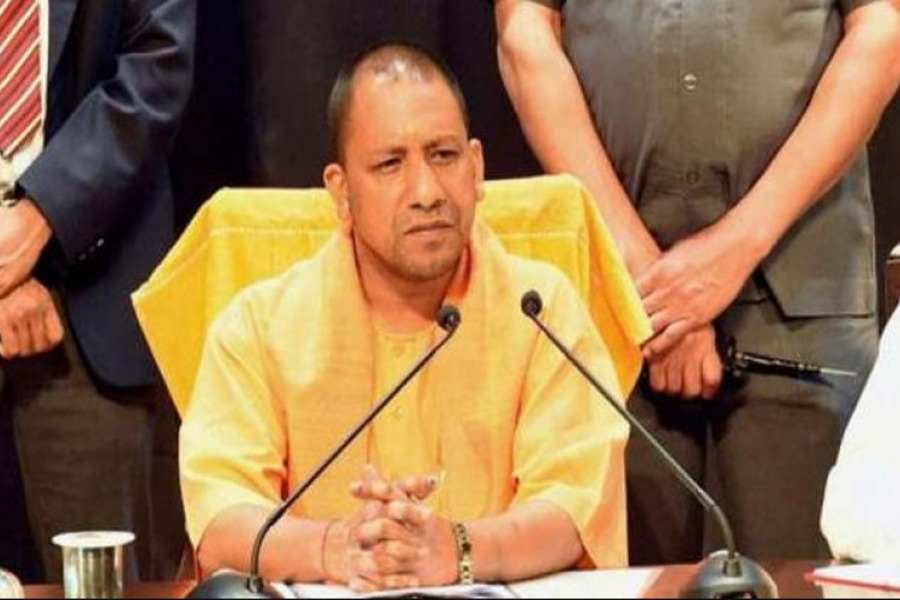 Lucknow News: सरकारी दफ्तरों में निजी कर्मी मिलने पर होगी सख्त कार्रवाई- Cm Yogi