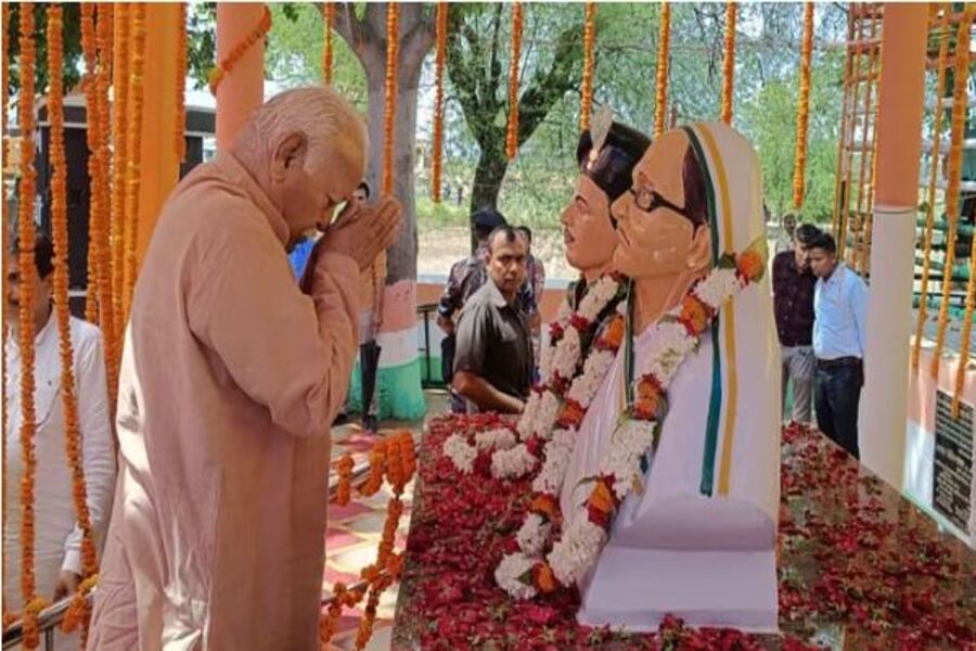 Mohan Bhagwat pays tribute to Paramveer Chakra winner Abdul Hameed in Ghazipur