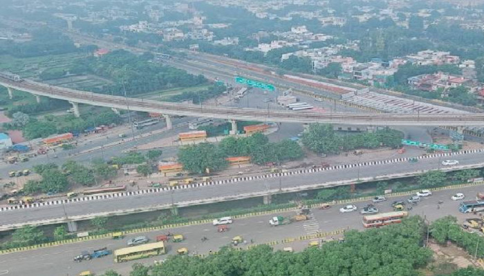 Noida News: नोएडा सेक्टर-37 क्रॉसिंग पर दो फुट ओवर ब्रिज (FOB) निर्माण की योजना