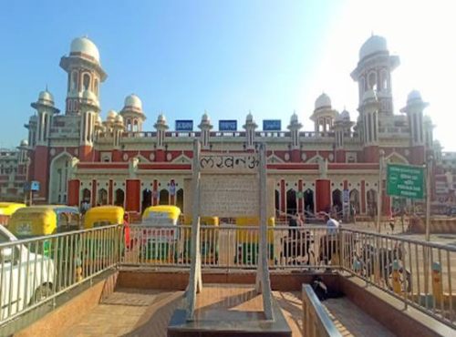 Lko News: चारबाग स्टेशन पर जनरल कोच यात्रियों के लिए 20 रुपए में खाना, 3 रुपए में पानी