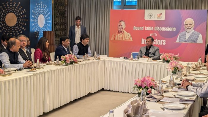 यूपी में 50 हजार करोड़ से अधिक का निवेश करेंगी देश की बड़ी कंपनियां, यूपी के राउंडटेबल में उद्योग जगत ने जताया भरोसा