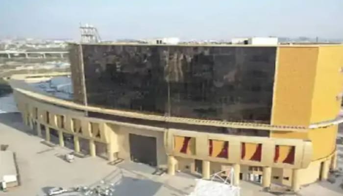 Noida: सिटी बस टर्मिनल की इमारत में बनेगा स्टार्टअप हब, छात्रों को मिलेगा मौका
