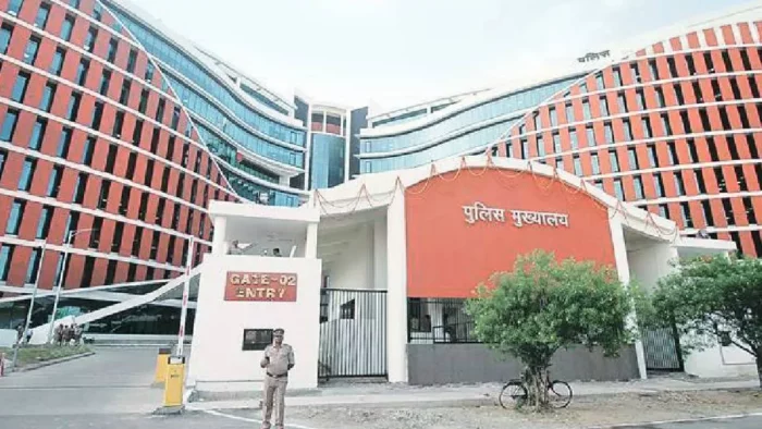 U.P VACANCY- उत्तर प्रदेश पुलिस में 24 हजार से अधिक पदों पर भर्ती जल्द, 15 जून तक जारी हो सकता है विज्ञापन