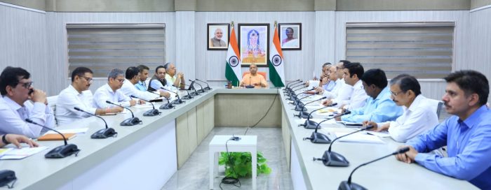 Lucknow: यूपी में विकास की रफ्तार तेज़, 30 जून तक सभी जनपदों से योजनाओं के प्रस्ताव अनिवार्य