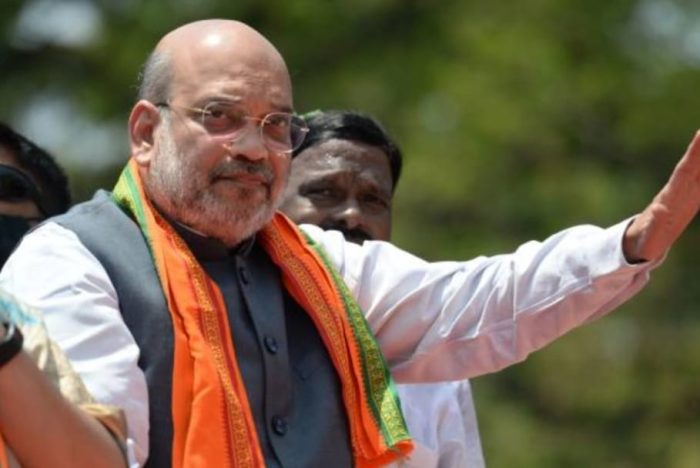 Varanasi: काशी विश्वनाथ मंदिर में अमित शाह और चार मुख्यमंत्रियों की सामूहिक पूजा और क्षेत्रीय विकास बैठक