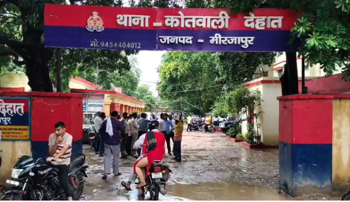 Mirzapur : मिर्जापुर में रिश्वत लेते लेखपाल रंगे हाथ गिरफ्तार