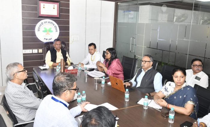 UP News : हर पात्र को स्वास्थ्य सुरक्षा मिले – SACHIS बैठक में मुख्य सचिव का निर्देश