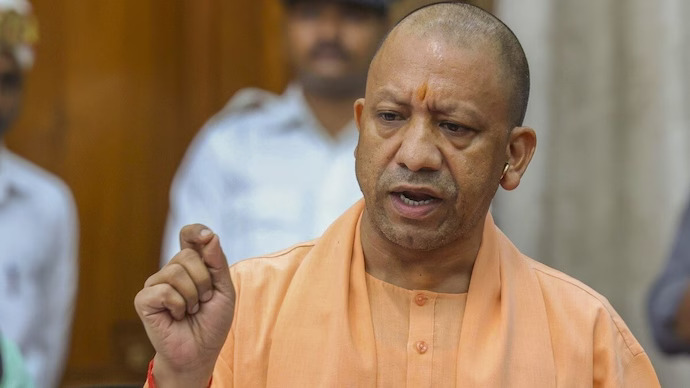 UP : कांवड़ यात्रा 2025 में महाकुंभ जैसी सुरक्षा: हाईटेक निगरानी से लेस योगी सरकार की सख्त प्लानिंग