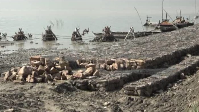 Kushinagar : नारायणी नदी तटबंधों के मरम्मत कार्य में लापरवाही, भ्रष्टाचार पर उठे सवाल