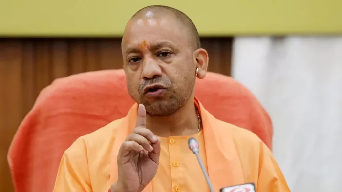 UP : योगी सरकार द्वारा साइबर अपराधों के खिलाफ अपनाया गया कड़ा रुख, साइबर अपराध में आई कमी