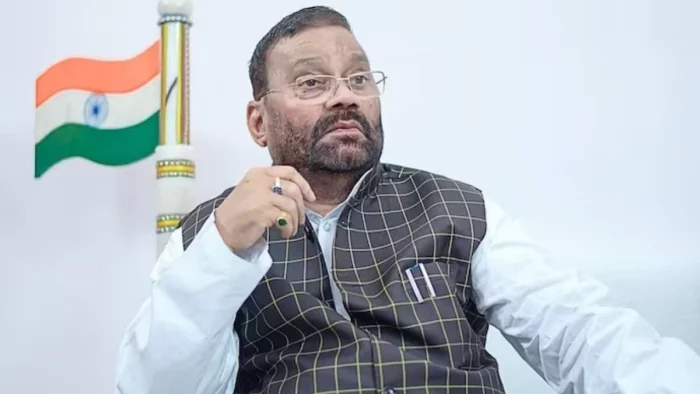 Varanasi : पूर्व कैबिनेट मंत्री और राष्ट्रीय शोषित समाज पार्टी के राष्ट्रीय अध्यक्ष