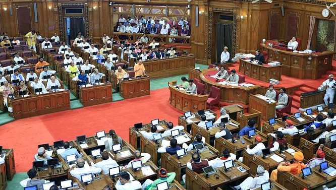 यूपी विधानसभा में 'विजन 2047' पर ऐतिहासिक चर्चा, मंत्रियों ने प्रस्तुत किया विकसित यूपी का खाका