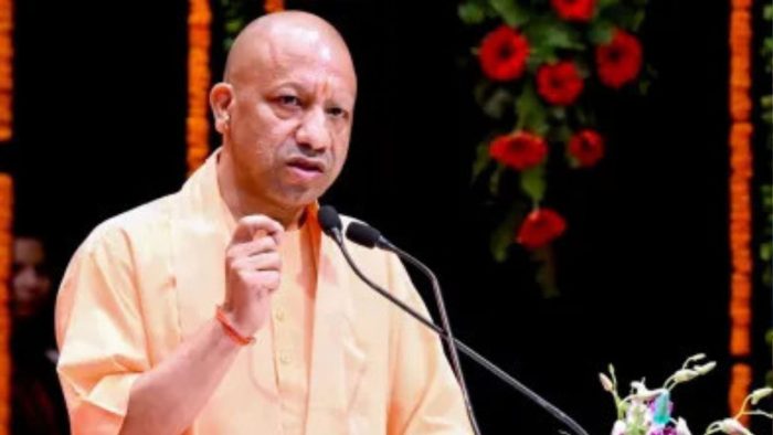 UP : यूपी सरकार की नई नीति, फुटवियर और लेदर सेक्टर में बड़े निवेश को बढ़ावा