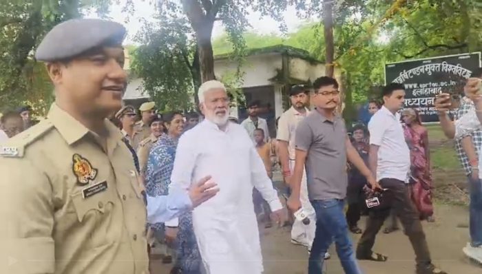 Hamirpur : हमीरपुर पहुंचे जल शक्ति मंत्री,बाढ़ प्रभावित क्षेत्रों का किया निरीक्षण