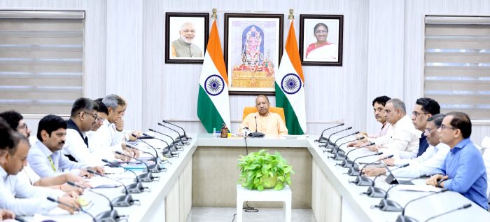 UP Industrial Growth : यूपी इलेक्ट्रॉनिक्स घटक विनिर्माण नीति-2025: आत्मनिर्भर भारत की दिशा में बड़ा कदम