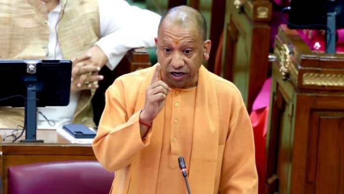 ‘अधूरा नेटवर्क और ठहरा निवेश’ 2017 से पहले की सरकारों का विजन: सीएम योगी