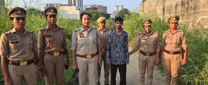 Ghaziabad : गाजियाबाद वेवसिटी पुलिस मुठभेड़ में एटीएम फ्रॉड गैंग का पर्दाफाश