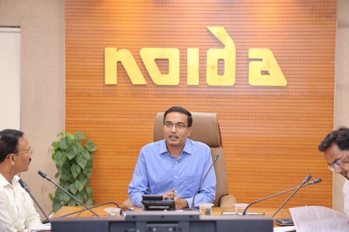 Noida : नोएडा प्राधिकरण के सीईओ की सख्ती,बिना मंजूरी रुके वर्क ऑर्डर और टेंडर