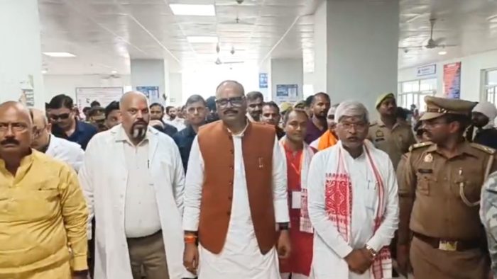 Ghazipur : डीसीएम ब्रजेश पाठक का गाजीपुर दौरा