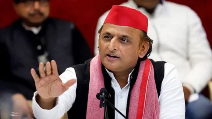 Lucknow : अखिलेश यादव का भाजपा सरकार पर हमला, 8 लाख का चालान बना सियासी मुद्दा