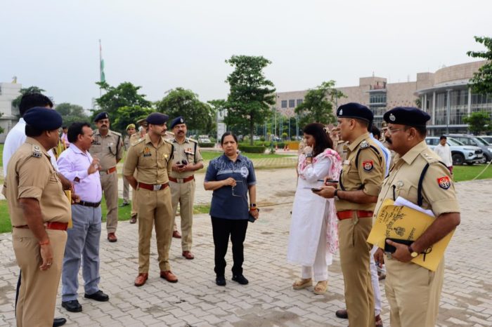 Noida : ग्रेटर नोएडा तीसरे यूपी इंटरनेशनल ट्रेड शो-2025 के लिए पूरी तरह तैयार