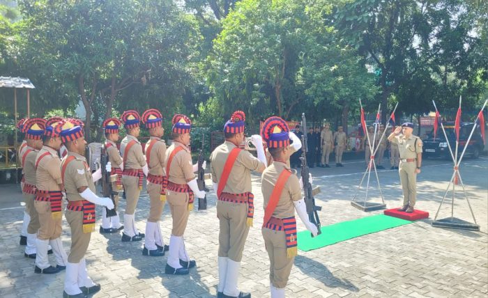 Aligarh : अलीगढ़ पुलिस को मिला नया कप्तान, एसएसपी नीरज कुमार जादौन ने संभाला पदभार