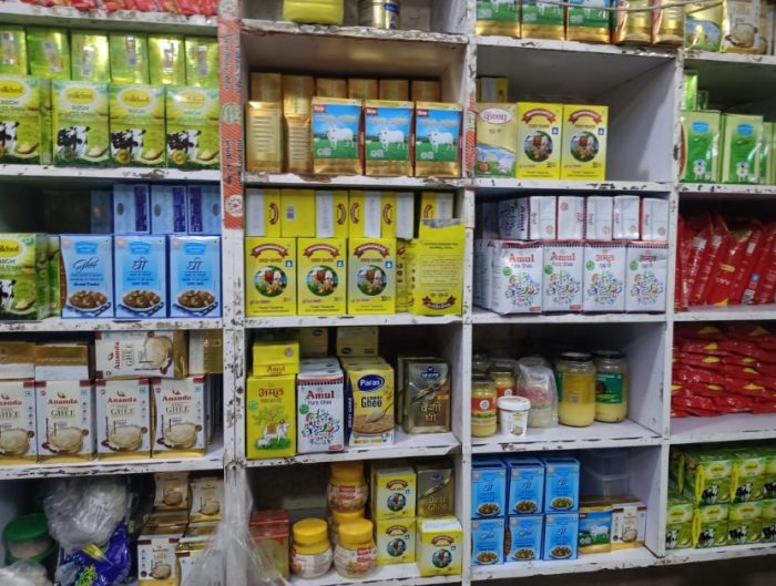Ghaziabad : त्योहारों से पहले नकली घी बेचने वालों के खिलाफ पुलिस की बड़ी कार्रवाई