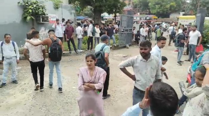UP-PET Exam : गाज़ियाबाद में यूपी-पीईटी परीक्षा संपन्न, छात्रों में ख़ुशी की लहर