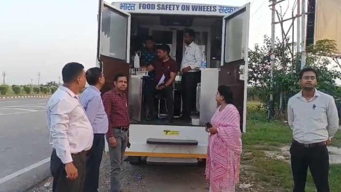 Muzaffarnagar : त्योहारों से पहले खाद्य विभाग की बड़ी कार्रवाई,15 कुंतल मिलावटी पनीर जप्त