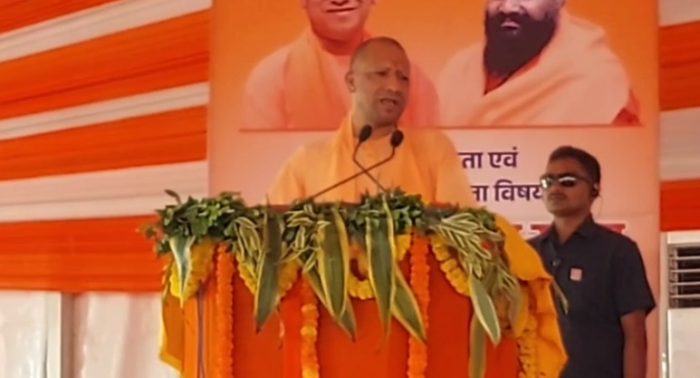 Ghazipur : सीएम योगी का गाजीपुर दौरा,धार्मिक स्थलों पर दिया जोर