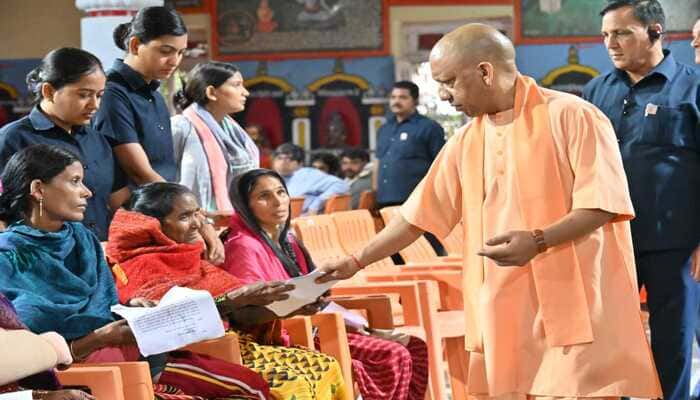 Gorakhpur News: दहेज हत्या और जमीन कब्जे के मामलों पर CM योगी का सख्त रुख