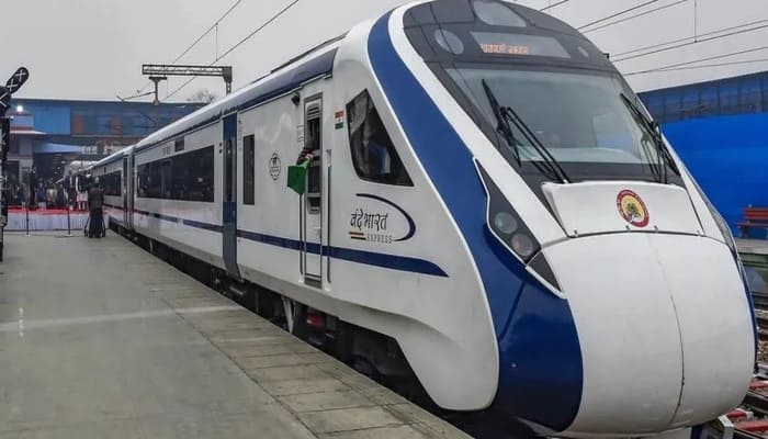 Vande Bharat: उत्तर प्रदेश में चलने वाली वंदे भारत एक्सप्रेस ट्रेनें