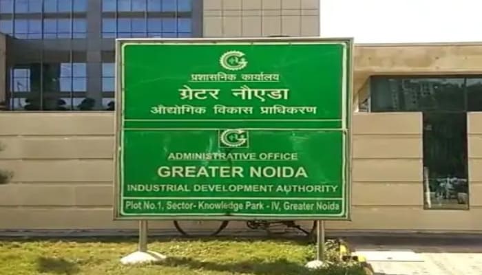 ग्रेटर नोएडा में UP RERA ट्रिब्यूनल की बड़ी कार्रवाई: 100 करोड़ की वसूली की जांच, 45 दिन में खरीदारों को पैसे लौटाने का आदेश
