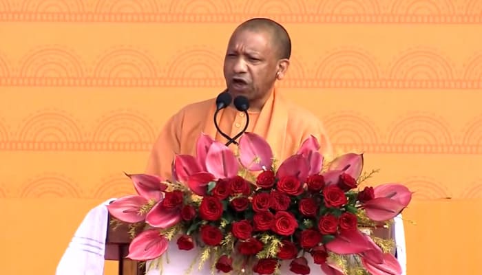 UP: नौकरी से निवेश तक… नए साल में और दमकेगा उत्तर प्रदेश