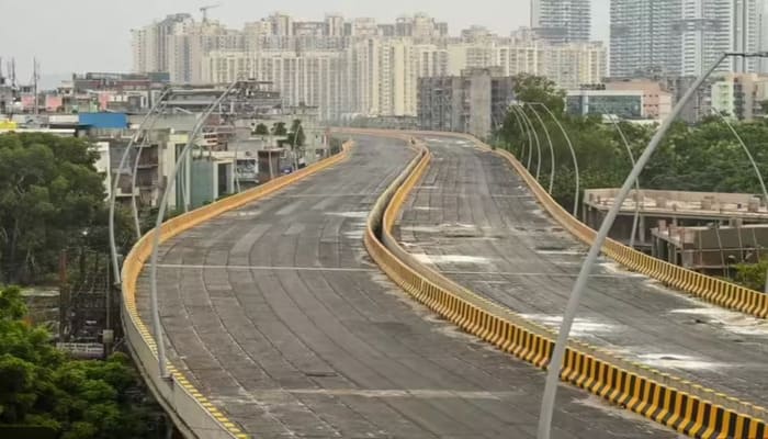 Noida News: भंगेल एलिवेटेड रोड के नीचे बनेगी 5.5 किमी लंबी सड़क