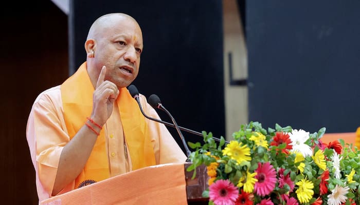 UP News: सीएम योगी ने सरदार पटेल को बताया भारत का शिल्पकार, कहा-नेहरू ने कश्मीर को बना दिया विवादित