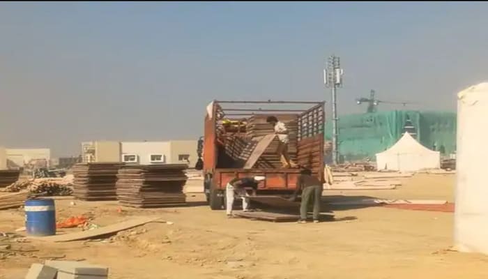 Jewar Airport: जेवर एयरपोर्ट का उद्घाटन टला, एयरड्रोम लाइसेंस नहीं मिलने से कार्यक्रम रद्द