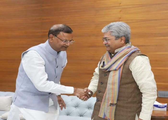 UP News: नई दिल्ली में भाजपा राष्ट्रीय महामंत्री दुष्यंत गौतम से पंकज चौधरी की शिष्टाचार भेंट