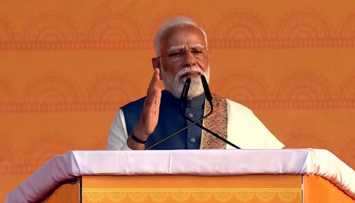 Lucknow: राष्ट्र प्रेरणा स्थल के लोकार्पण पर पीएम मोदी ने की सीएम योगी के कार्यों की खुलकर सराहना