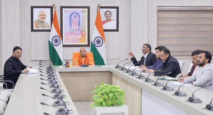 Lucknow: CM योगी ने ‘सरदार वल्लभभाई पटेल एम्प्लॉयमेंट एंड इंडस्ट्रियल जोन’ कार्ययोजना की समीक्षा